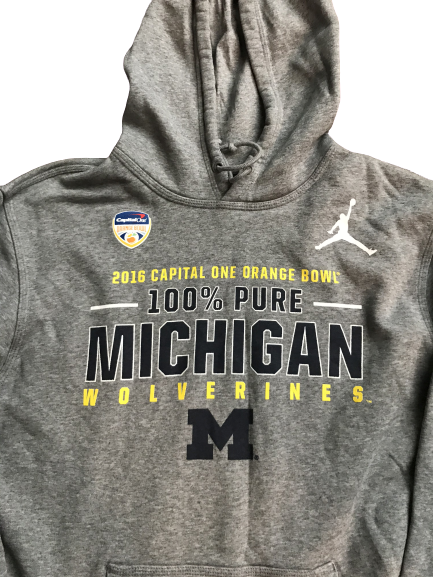 Michigan Jordan Team Issued Capital One Bowl Jordan Sweatshirt (Size M)