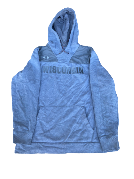 Cristian Volpentesta Wisconsin Football Team Issued Sweatshirt (Size L)