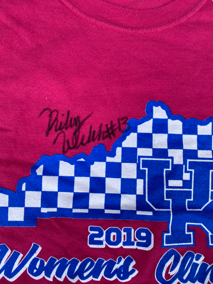 Riley Welch Kentucky Basketball Team Issued Signed Workout Shirt (Size L)