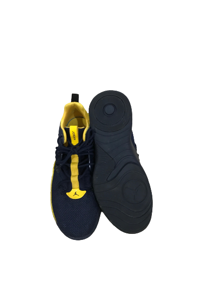 Michigan Basketball Team Issued Shoes (Size 11)