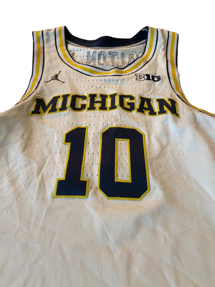 Derrick Walton Jr. Michigan Basketball Signed 2016-2017 Game Worn Jersey