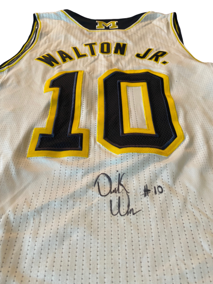 Derrick Walton Jr. Michigan Basketball 1/10/2015 Signed Game Worn Jersey