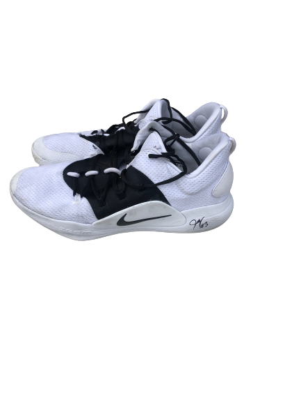 Jayvon Graves Buffalo Basketball SIGNED Game Worn Shoes (Size 13.5)