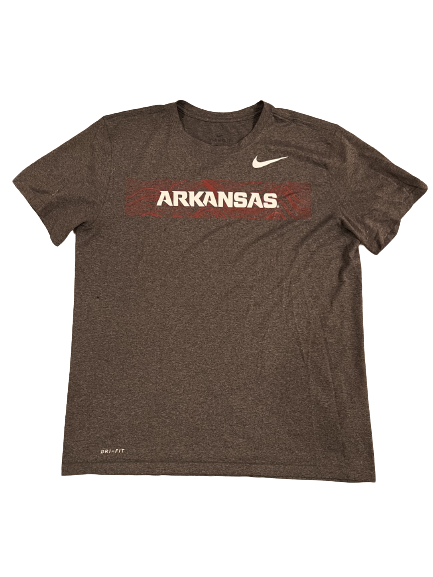 Jimmy Whitt Jr. Arkansas Basketball Team Issued Workout Shirt (Size L)