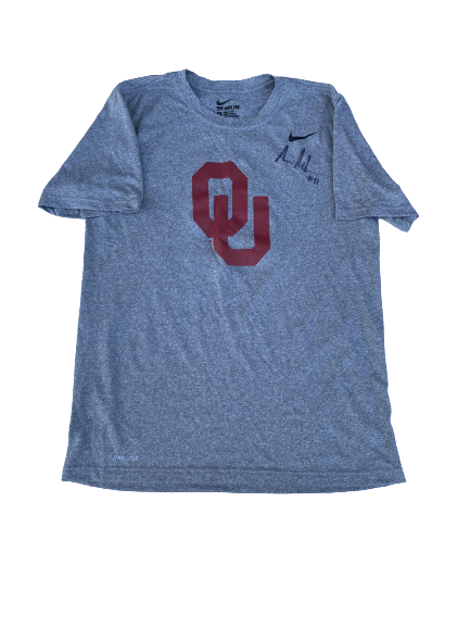 Nicole Mendes Oklahoma Softball SIGNED Practice Shirt with Number on Back (Size M)
