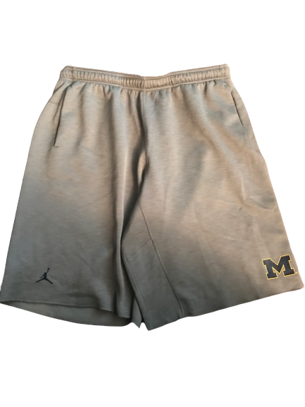 Tyrone Wheatley Jr. Michigan Team Issued Sweat Shorts (Size XL)