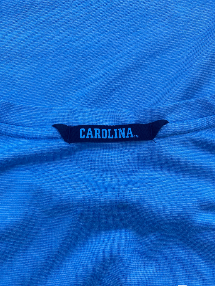 Katie Hoeg North Carolina Lacrosse Team Issued Long Sleeve Workout Shirt (Size M)