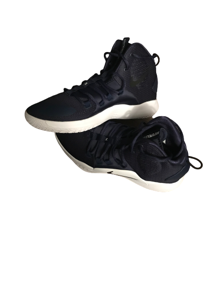 Jake DesJardins Arizona Basketball Team Issued Hyperdunk Shoes (Size 13)