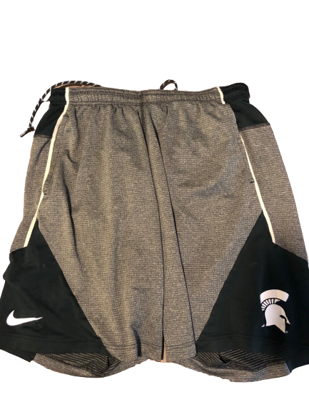 Kyle Ahrens Michigan State NIKE Workout Shorts (Size XL)