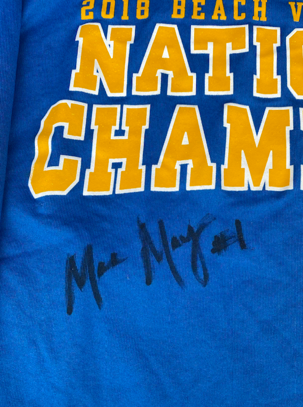 Mac May UCLA Beach Volleyball SIGNED 2018 National Champions Shirt (Size M)