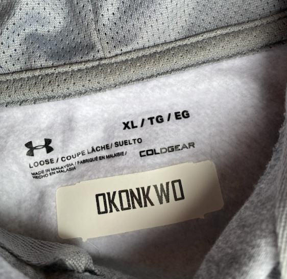 Chigoziem Okonkwo Maryland Football Team Exclusive Sweatshirt with Number on Sleeve (Size XL)