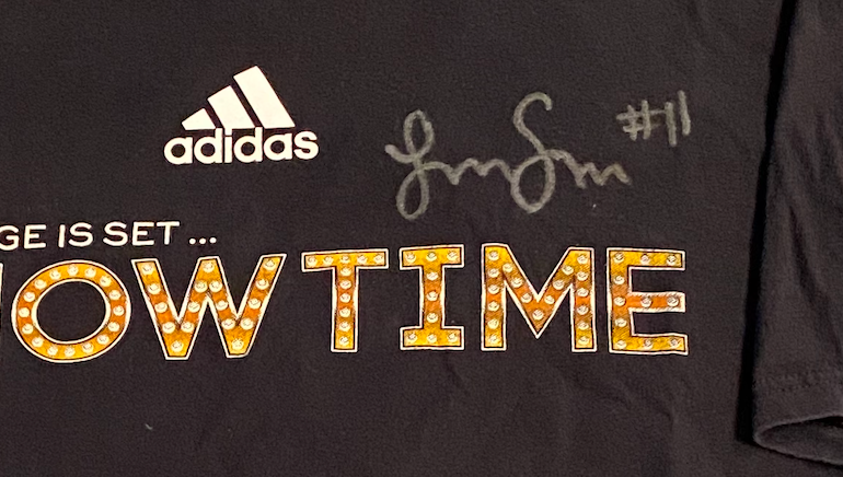 Lexi Sun Nebraska Volleyball SIGNED "SHOWTIME" Practice Shirt with Name/Number on Back (Size XL)