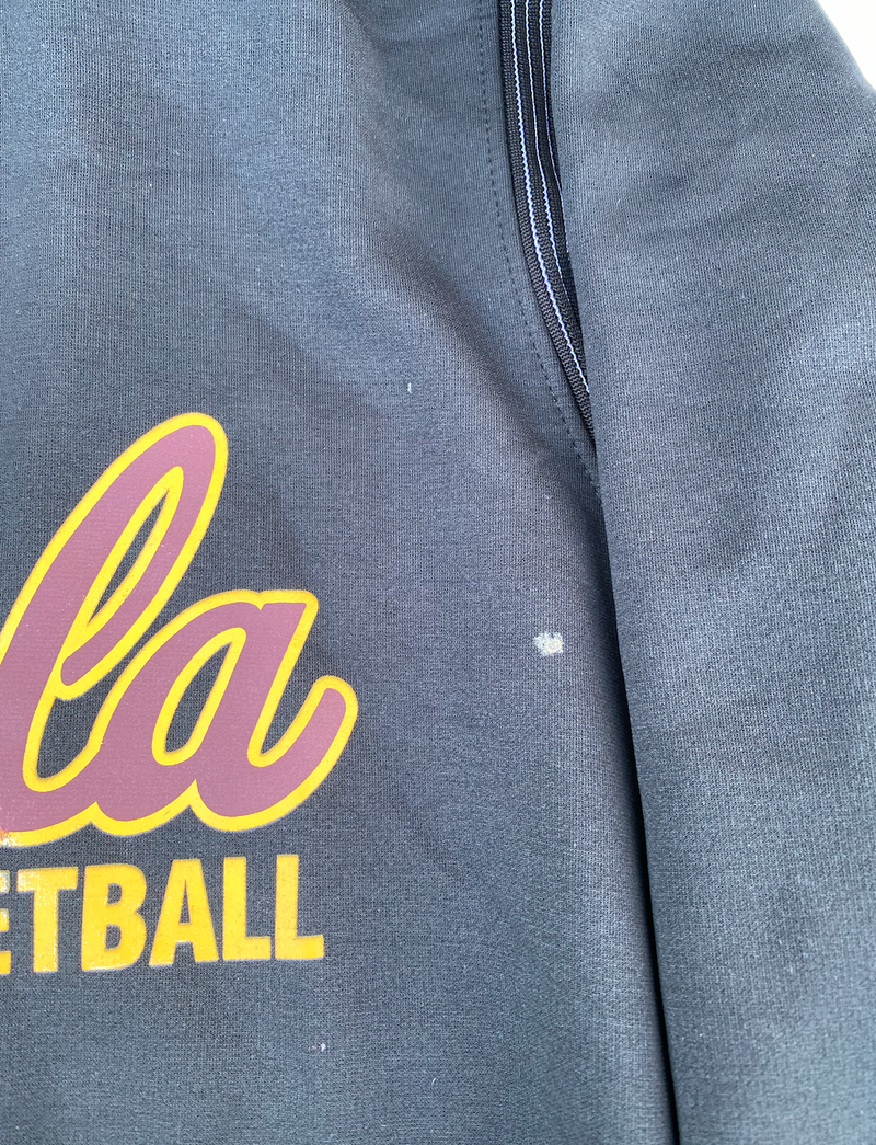 Lucas Williamson Loyola Basketball Team Issued Sweatshirt (Size L)