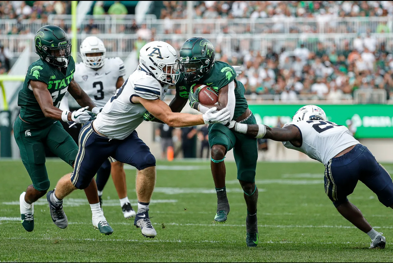 Jayden Reed Michigan State Football Signed Game-Worn VS. AKRON Cleats (Size 10) - PHOTOMATCHED