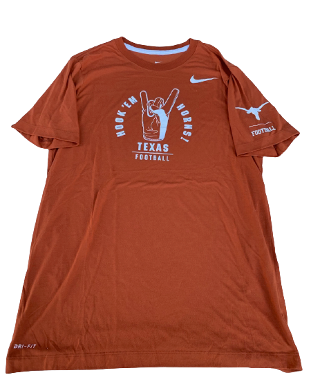 Ryan Bujcevski Texas Football Team Issued T-Shirt (Size M)