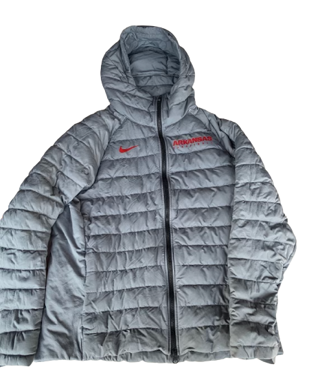 Jimmy Whitt Jr. Arkansas Basketball Team Exclusive Winter Coat (Size L)
