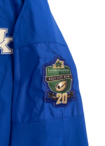 Grant McKinniss Kentucky Football Team Exclusive 2017 Music City Bowl Travel Jacket (Size L)