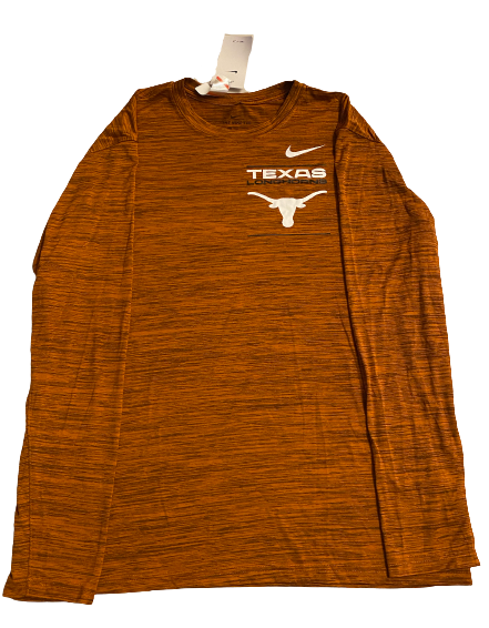 Brionne Butler Texas Volleyball Team Issued Long Sleeve Shirt (Size XL) - New with Tags