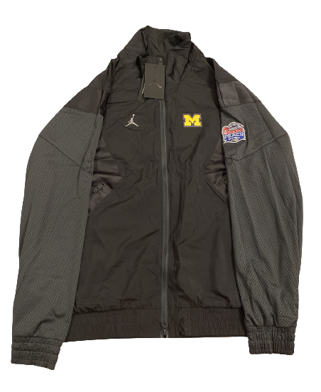 David Long Jr. Michigan Football Player Exclusive Chick-fil-A Peach Bowl Jacket (Size L) - New with Tags