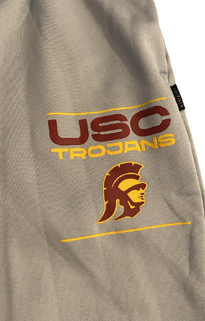 Erik Krommenhoek USC Football Team Issued Full Travelsuit Set - Jackets & Sweatpants (Size XL)
