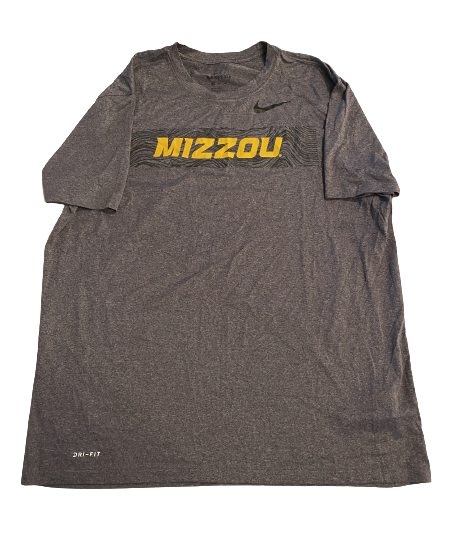 Kelly Bryant Missouri Football Team Issued Workout Shirt (Size XL)