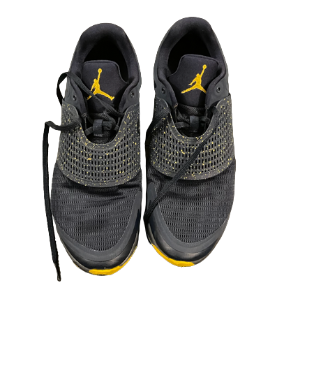 Michigan Basketball Jordan Training Shoes (Size 10)