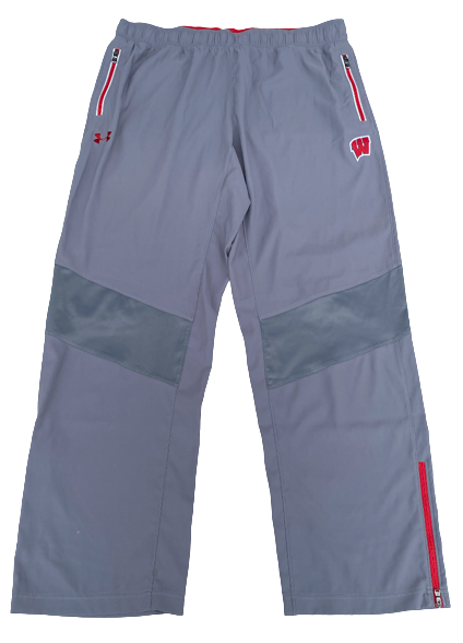 Gabe Lloyd Wisconsin Football Team Issued Sweatpants (Size XL)