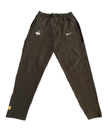 Sidney Wilson UCONN Basketball Team Issued Travel Sweatpants with Gold Elite Tag (Size L)
