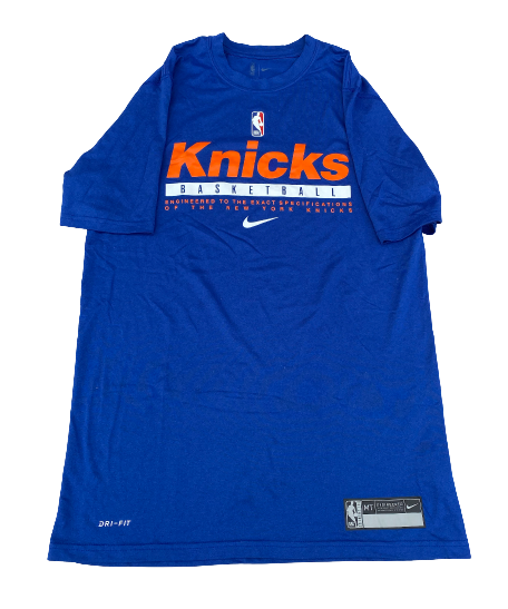 Matt Coleman New York Knicks Team Issued Workout Shirt (Size MT)