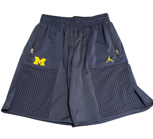 Brad Hawkins Michigan Football Team Issued Shorts (Size L)