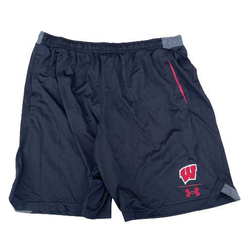 Jack Coan Wisconsin Football Team Issued Workout Shorts with Player Tag (Size XL)