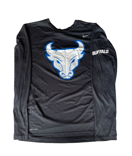 Jayvon Graves Buffalo Basketball Team Issued Long Sleeve Shirt (Size L)