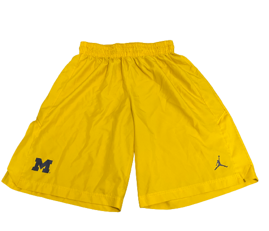 Adrien Nunez Michigan Basketball Team Issued Workout Shorts (Size L)