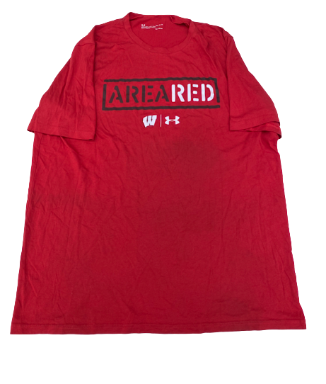 Jack Coan Wisconsin Football Team Issued "AREA RED" Workout Shirt (Size L)