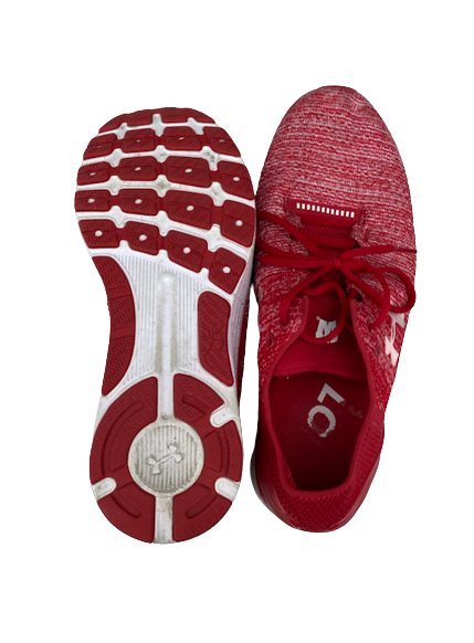 Jack Coan Wisconsin Football Team Issued Shoes (Size 12)