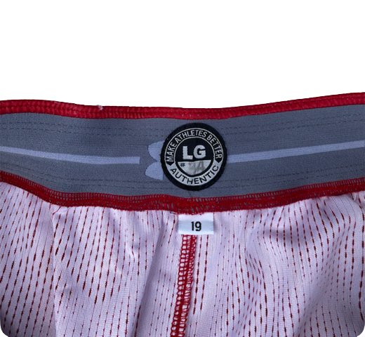 Brad Davison Wisconsin Basketball 2019 SIGNED GAME WORN Uniform Set - Jersey & Shorts (Size L)