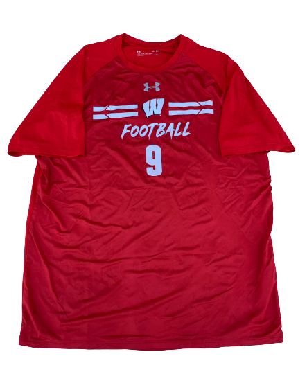 Scott Nelson Wisconsin Football Team Issued Workout Shirt with Number (Size L)