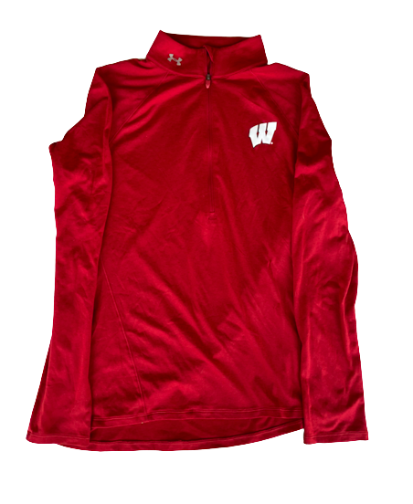Grace Loberg Wisconsin Volleyball Team Issued Quarter-Zip Pullover (Size L)