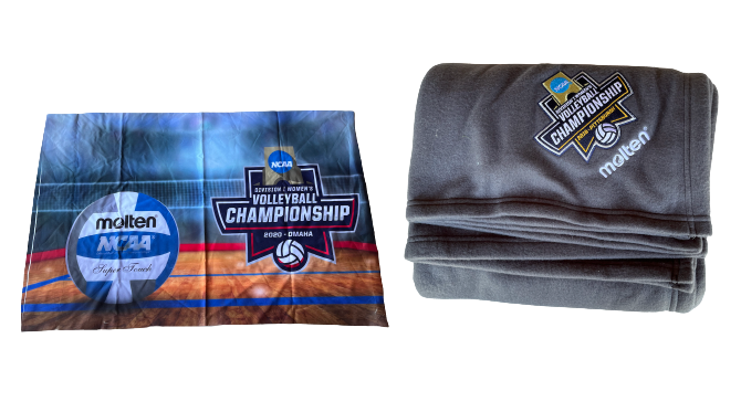 Grace Loberg Wisconsin Volleyball NCAA Tournament Championship Set of (1) Blanket & (1) Pillowcase