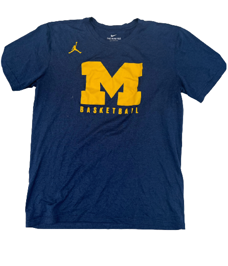 Deja Church Michigan Basketball Team Issued Workout Shirt (Size M)