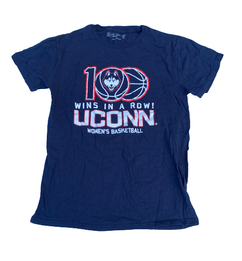 Lexi Gordon UCONN Basketball Team Issued "100 WINS IN A ROW" T-Shirt (Size M)