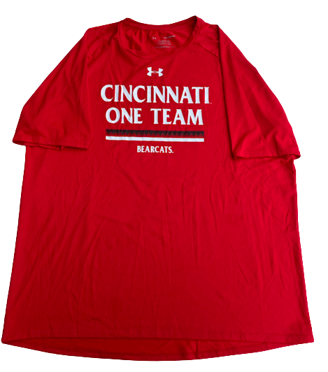 Chris Vogt Cincinnati Basketball Team Issued Workout Shirt (Size 2XL)