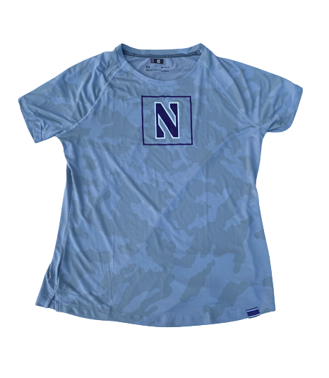 Danyelle Williams Northwestern Volleyball Team Issued Workout Shirt (Size Women&