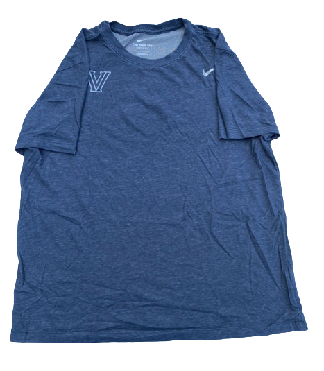 Villanova Basketball Team Issued Workout Shirt (Size L)