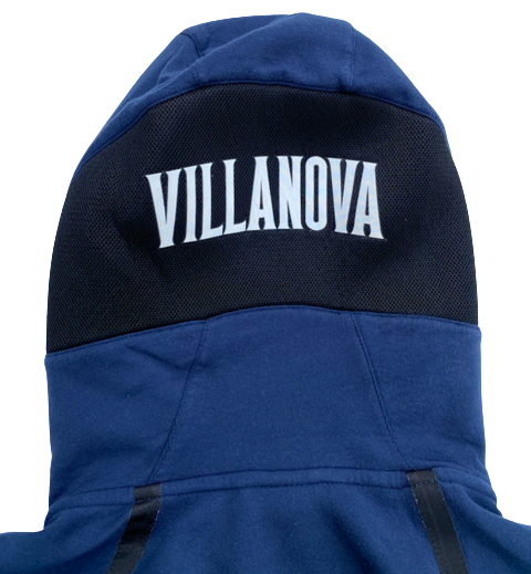 Villanova Basketball Team Exclusive Jacket with Gold Elite Patch (Size L)