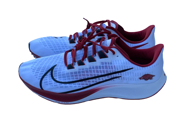 Emeka Obukwelu Arkansas Basketball Team Exclusive Running Shoes (Size 15) - New