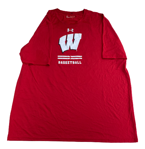 Nate Reuvers Wisconsin Basketball Team Exclusive "Earn The Jersey" Workout Shirt (Size 2XL)