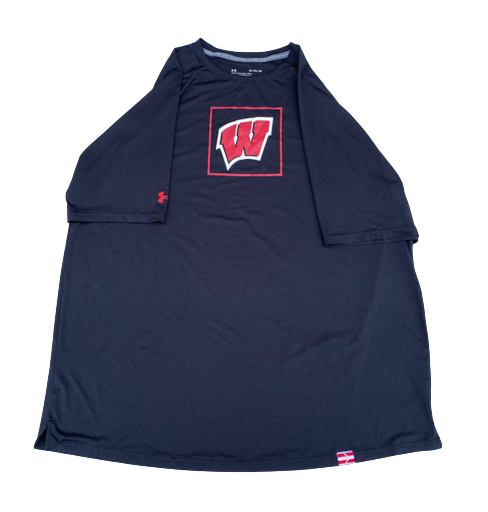 Nate Reuvers Wisconsin Basketball Team Issued Workout Shirt (Size XL)