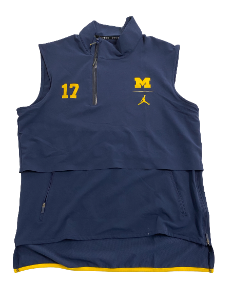 Will Hart Michigan Football Team Exclusive Quarter-Zip Warm-Up With Number (Size L)