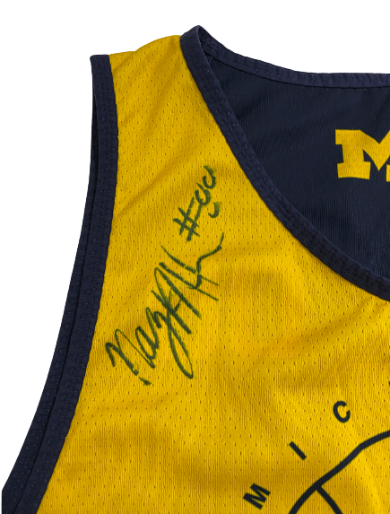 Naz Hillmon Michigan Basketball SIGNED PRACTICE WORN Reversible Jersey (Size Women&